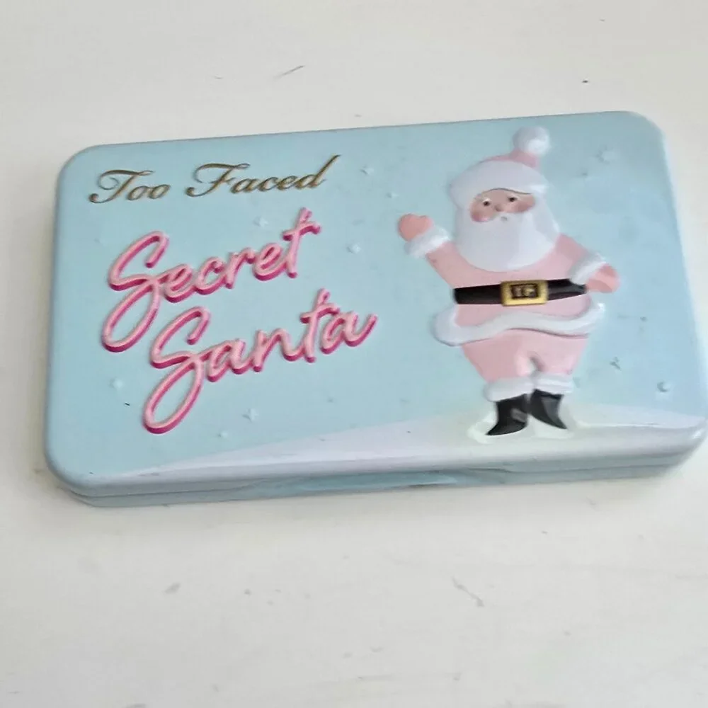 Too faced secret Santa eyeshadow palette Limited Edition